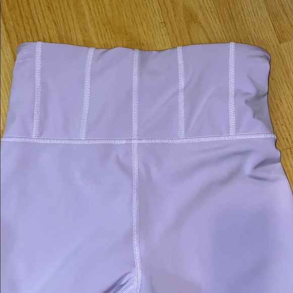 EUC Lilac workout leggings - Picture 3 of 5